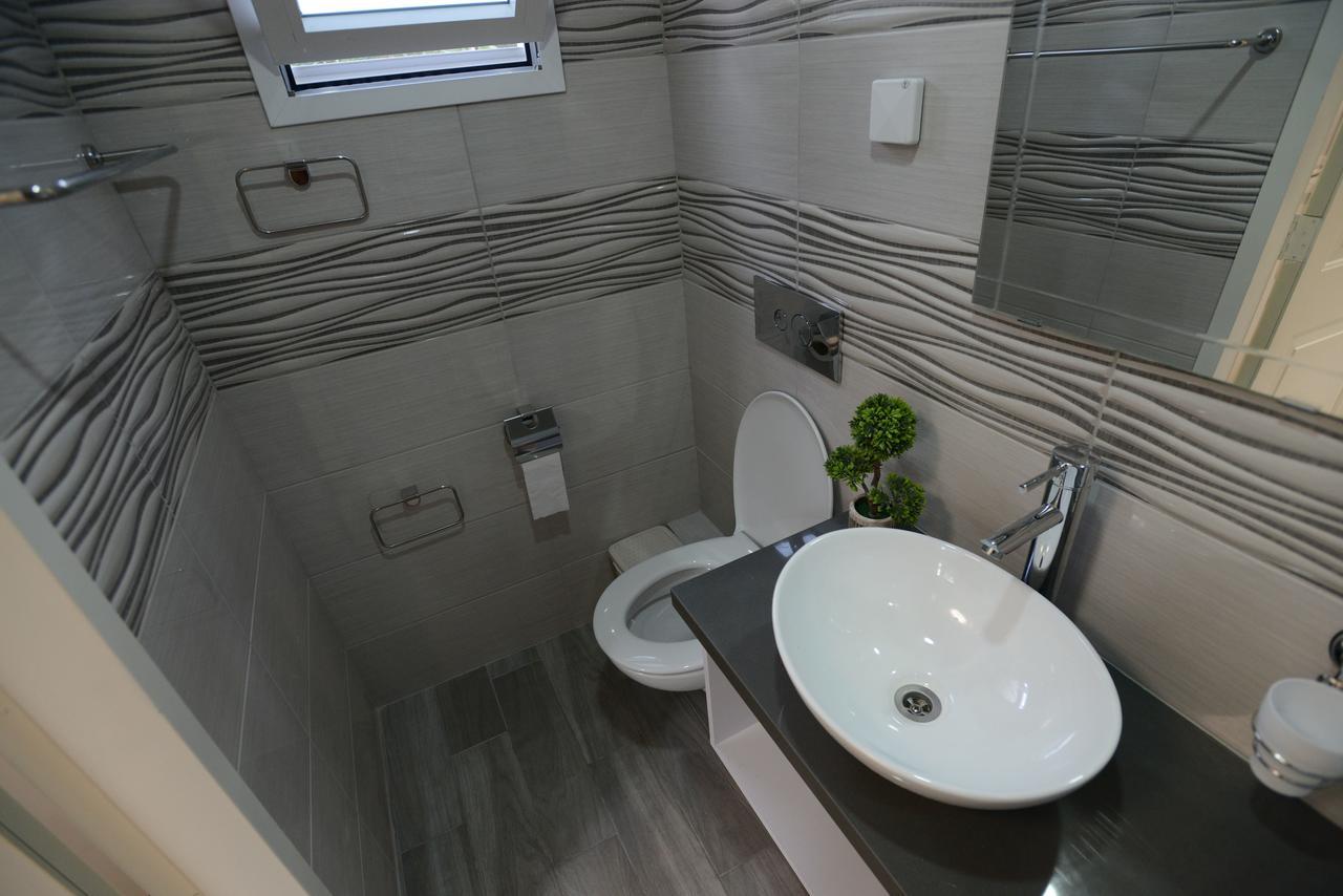 Olga Beach Apartment 28 Haifa Eksteriør billede