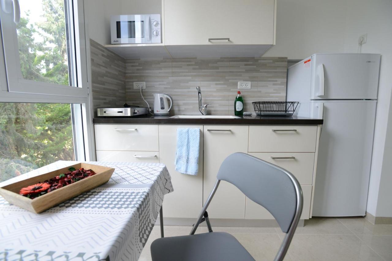 Olga Beach Apartment 28 Haifa Eksteriør billede